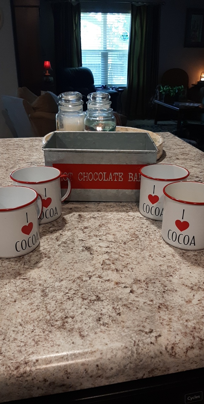 Fall Hot Chocolate Mugs & Galvanized Hot Chocolate Caddy,  Unique Find